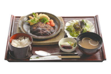 自家製手ごねハンバーグ定食