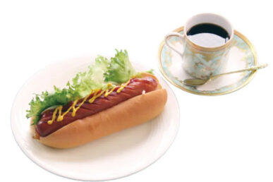 朝ごはん　ホットドッグセット